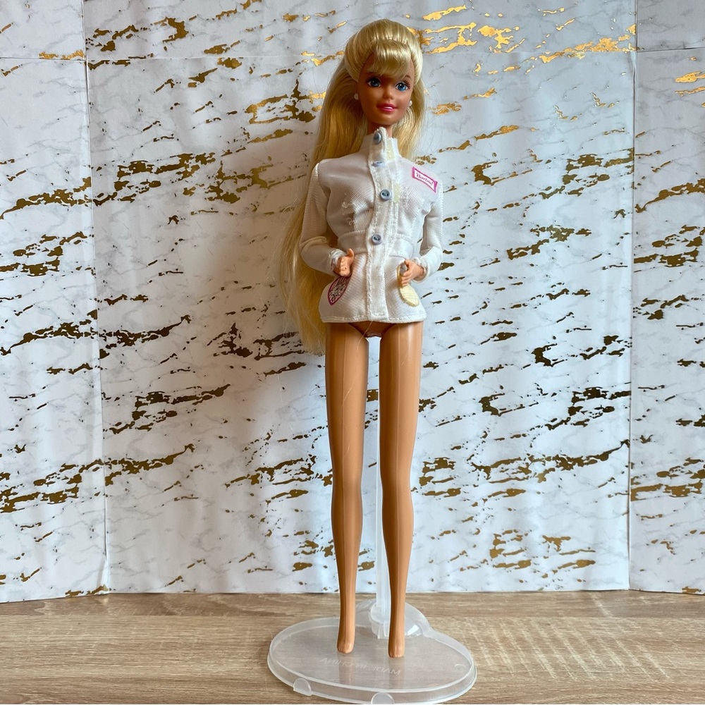 1996 Pet Doctor Barbie
